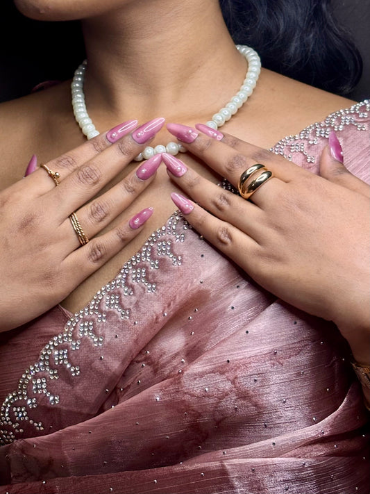 Mauve Majesty - Cat Eye Soft Gel Nails